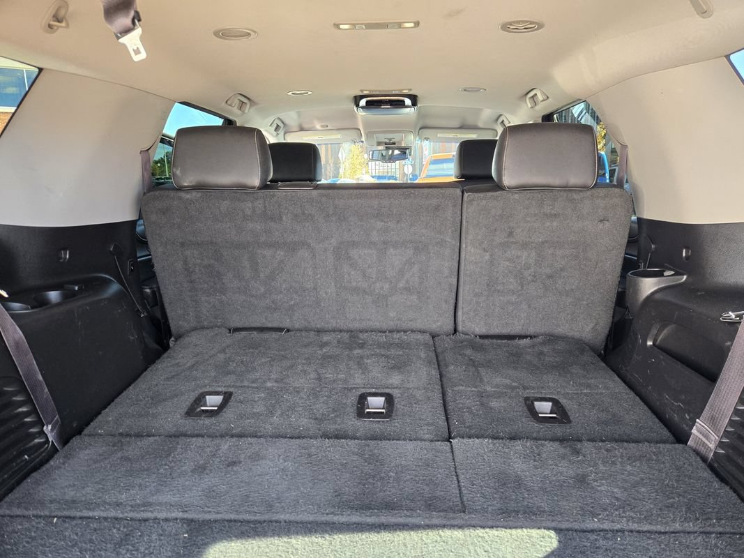 Used 2015 GMC Yukon SLT AWD/4WD image 24