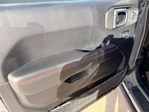 Used 2019 Jeep Wrangler Unlimited Rubicon image 10