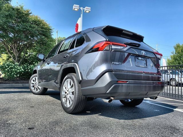 Used 2023 Toyota RAV4 XLE Premium AWD/4WD image 6