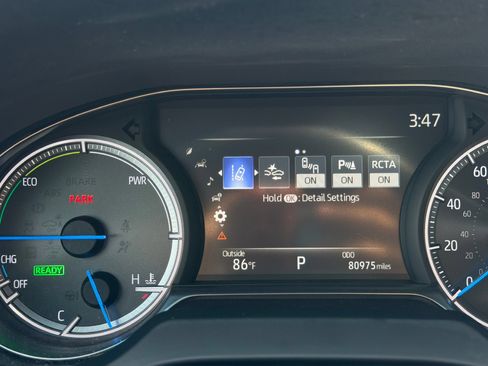 Used 2023 Toyota Venza XLE AWD/4WD image 36