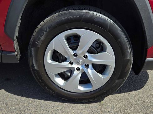 Used 2019 Toyota RAV4 LE w/ All Weather Liner Package FWD image 9