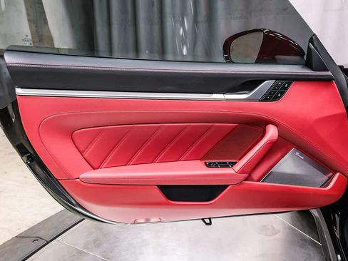 Used 2023 Porsche 911 Turbo S image 23