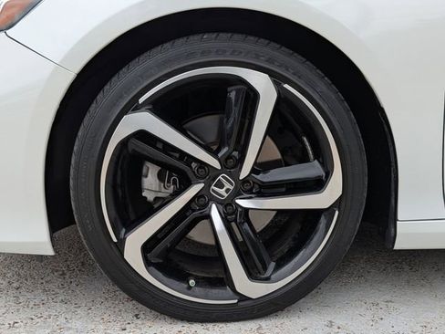 Used 2022 Honda Accord Sport image 7