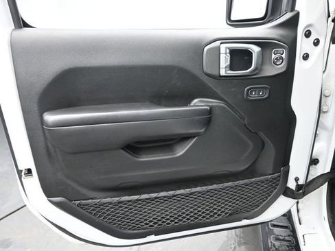 Used 2020 Jeep Wrangler Unlimited Sport S AWD/4WD image 29
