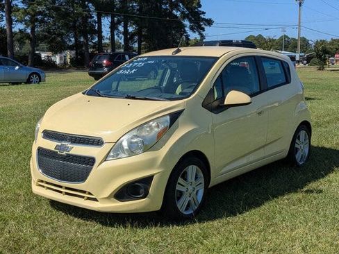 Used 2014 Chevrolet Spark LS image 7