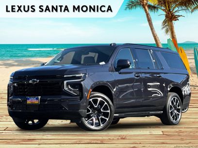 Used 2025 Chevrolet Suburban RST