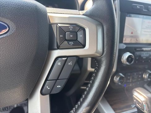Used 2019 Ford F150 Lariat w/ Equipment Group 502A Luxury AWD/4WD image 29
