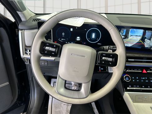 Used 2025 Hyundai Santa Fe Calligraphy image 17