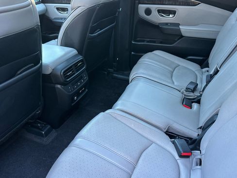 Used 2023 Honda Pilot Elite image 28