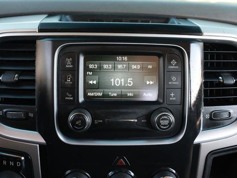 Used 2017 RAM 1500 Classic SLT image 32