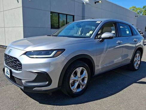 Certified 2023 Honda HR-V LX image 3