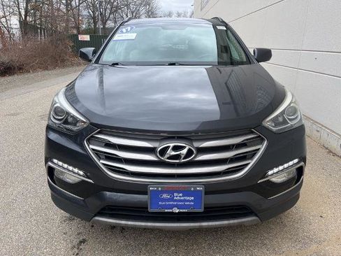 Used 2017 Hyundai Santa Fe Sport image 3