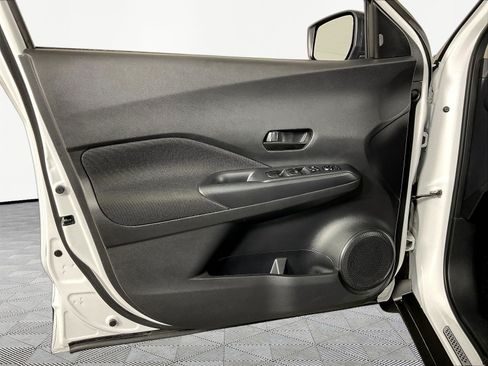 Used 2024 Nissan Kicks S FWD image 20