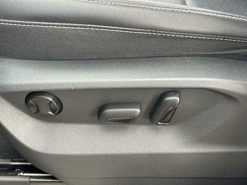 Certified 2023 Volkswagen Atlas SE image 12