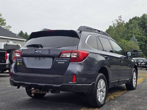 Used 2015 Subaru Outback 2.5i Premium AWD/4WD image 5