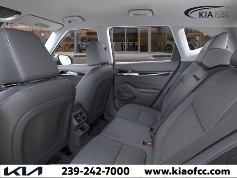 New 2026 Kia Seltos S FWD image 18