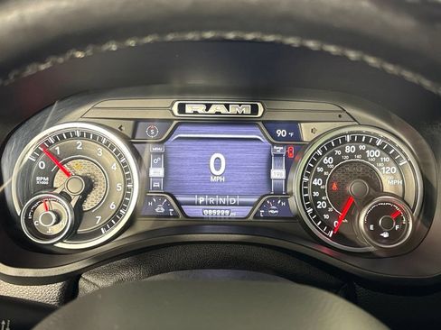 Used 2019 RAM 1500 Laramie AWD/4WD image 20