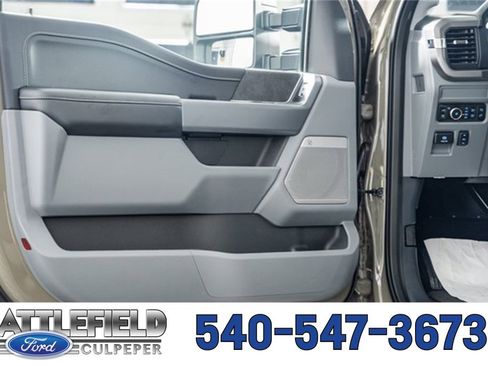 New 2025 Ford F150 XLT w/ Equipment Group 303A High image 43