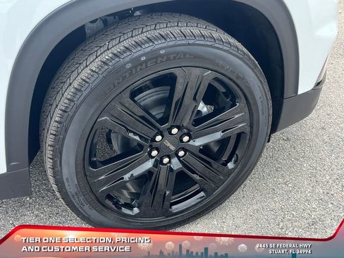 New 2026 GMC Acadia Elevation w/ Black Edition image 21