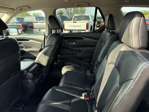 Used 2024 Honda Pilot EX-L image 24