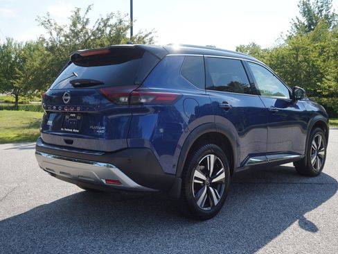 Used 2022 Nissan Rogue Platinum w/ Head-Up Display Package AWD/4WD image 5