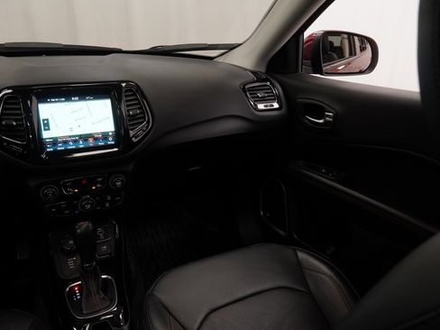 Certified 2021 Jeep Compass Limited w/ Sun and Sound Group image 30