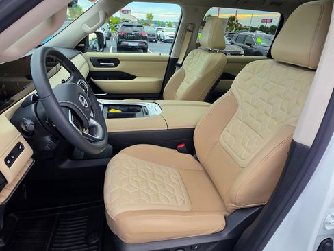 Certified 2026 Nissan Armada Platinum Reserve AWD/4WD image 25