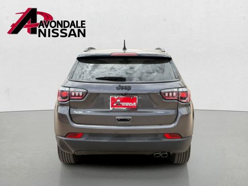 Used 2021 Jeep Compass Latitude w/ Sun and Sound Group FWD image 5