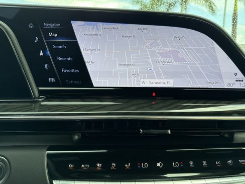 Certified 2024 Cadillac Escalade ESV Premium Luxury w/ Performance Package RWD image 29