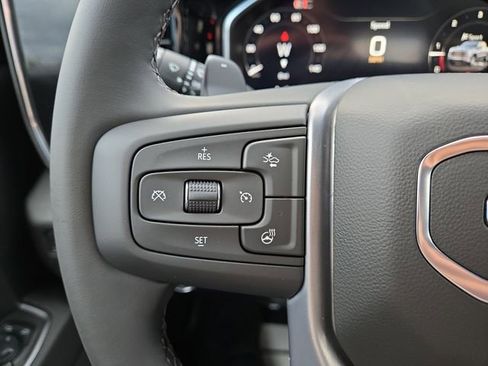 New 2026 GMC Sierra 1500 SLT image 22