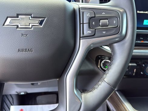 Used 2025 Chevrolet Silverado 1500 RST AWD/4WD image 15