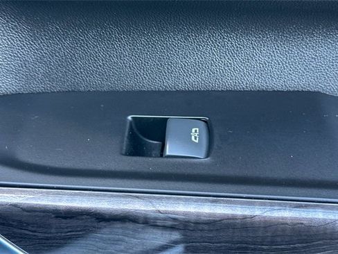 Used 2022 Chevrolet Silverado 2500 LTZ w/ Safety Package image 21