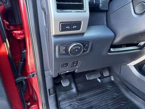 Used 2022 Ford F250 Lariat w/ Lariat Ultimate Package AWD/4WD image 31