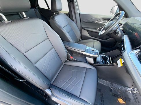 Used 2026 BMW X2 xDrive28i image 15