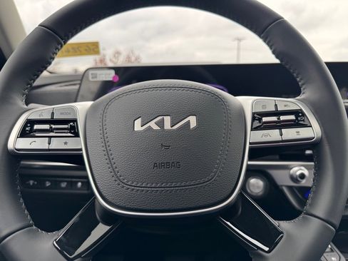 New 2025 Kia Telluride EX image 12