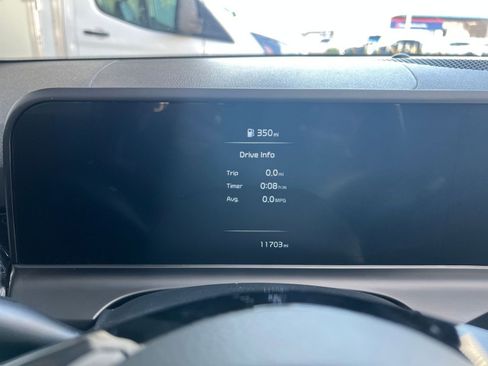 Used 2025 Kia Seltos S image 40