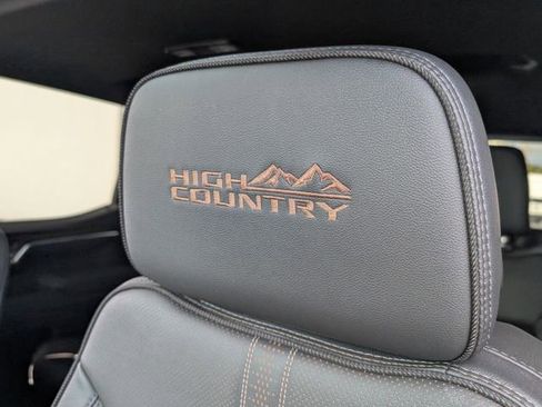 Used 2025 Chevrolet Silverado 1500 High Country w/ Midnight Edition image 21