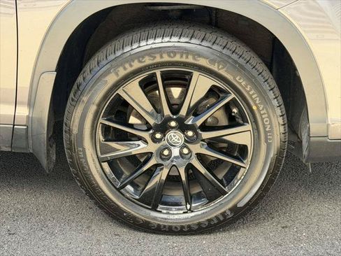 Used 2019 Toyota Highlander SE AWD/4WD image 9