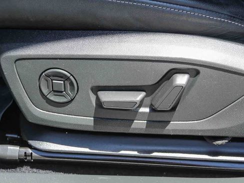 Used 2023 Audi Q4 e-tron Premium Plus w/ Premium Plus AWD/4WD image 20