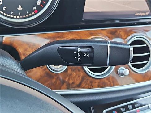 Used 2018 Mercedes-Benz E 300 image 12