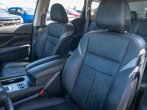 Used 2024 Nissan Murano Platinum w/ Cargo Package image 15