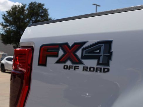 Used 2021 Ford F250 XLT w/ FX4 Off-Road Package AWD/4WD image 52