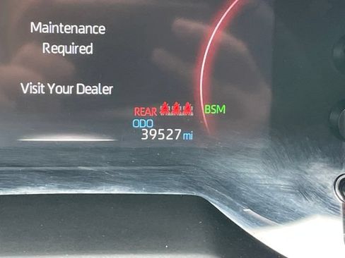 Used 2023 Toyota RAV4 XLE Premium AWD/4WD image 11