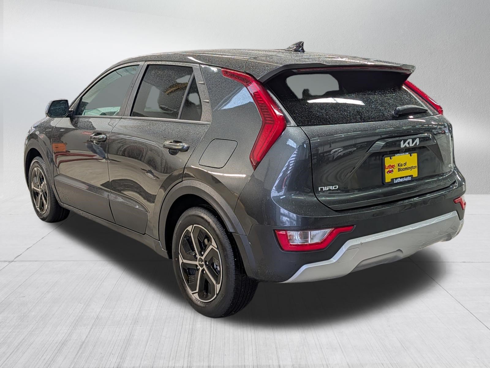 Certified 2026 Kia Niro LX FWD image 5