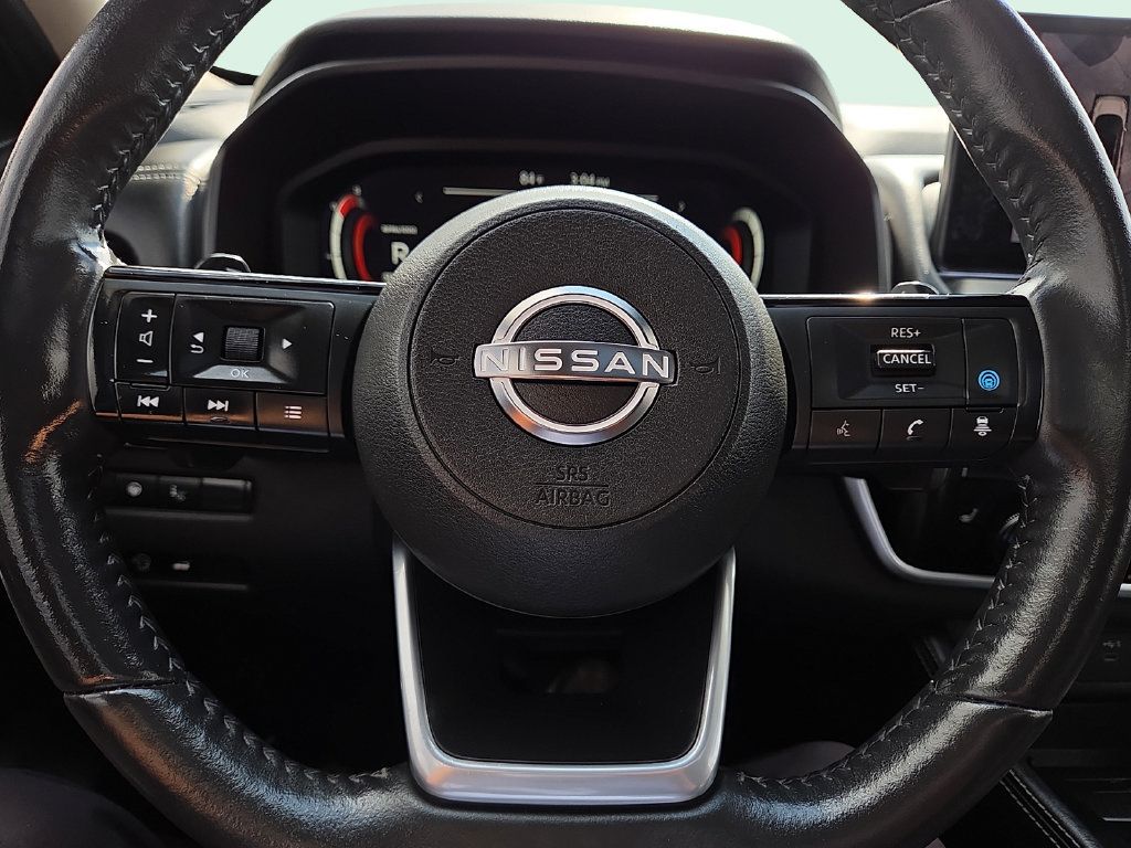 Used 2024 Nissan Rogue Platinum w/ Platinum Premium Package FWD image 19