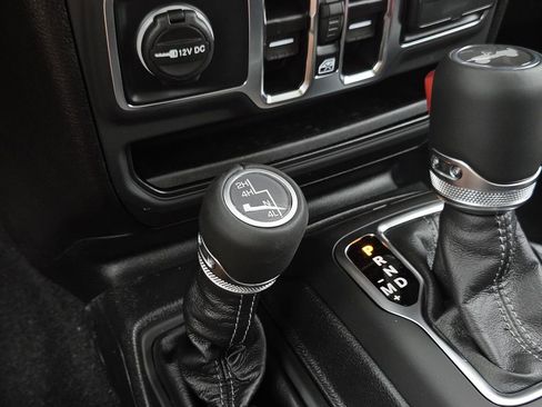 New 2025 Jeep Wrangler Unlimited Sahara image 13