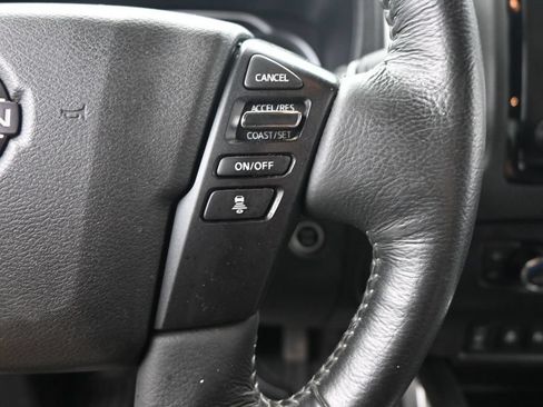 Used 2023 Nissan Frontier SV w/ SV Convenience Package AWD/4WD image 13