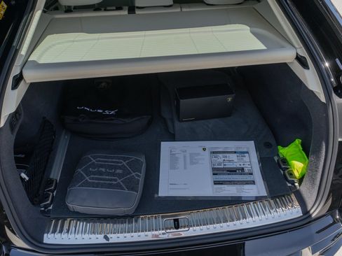 Used 2026 Lamborghini Urus SE AWD/4WD image 60
