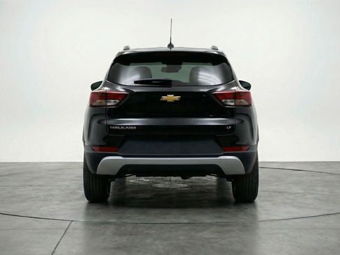 Used 2025 Chevrolet TrailBlazer LT image 7
