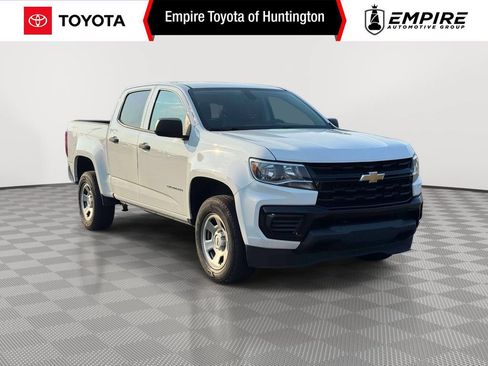 Used 2022 Chevrolet Colorado W/T w/ WT Convenience Package AWD/4WD image 1